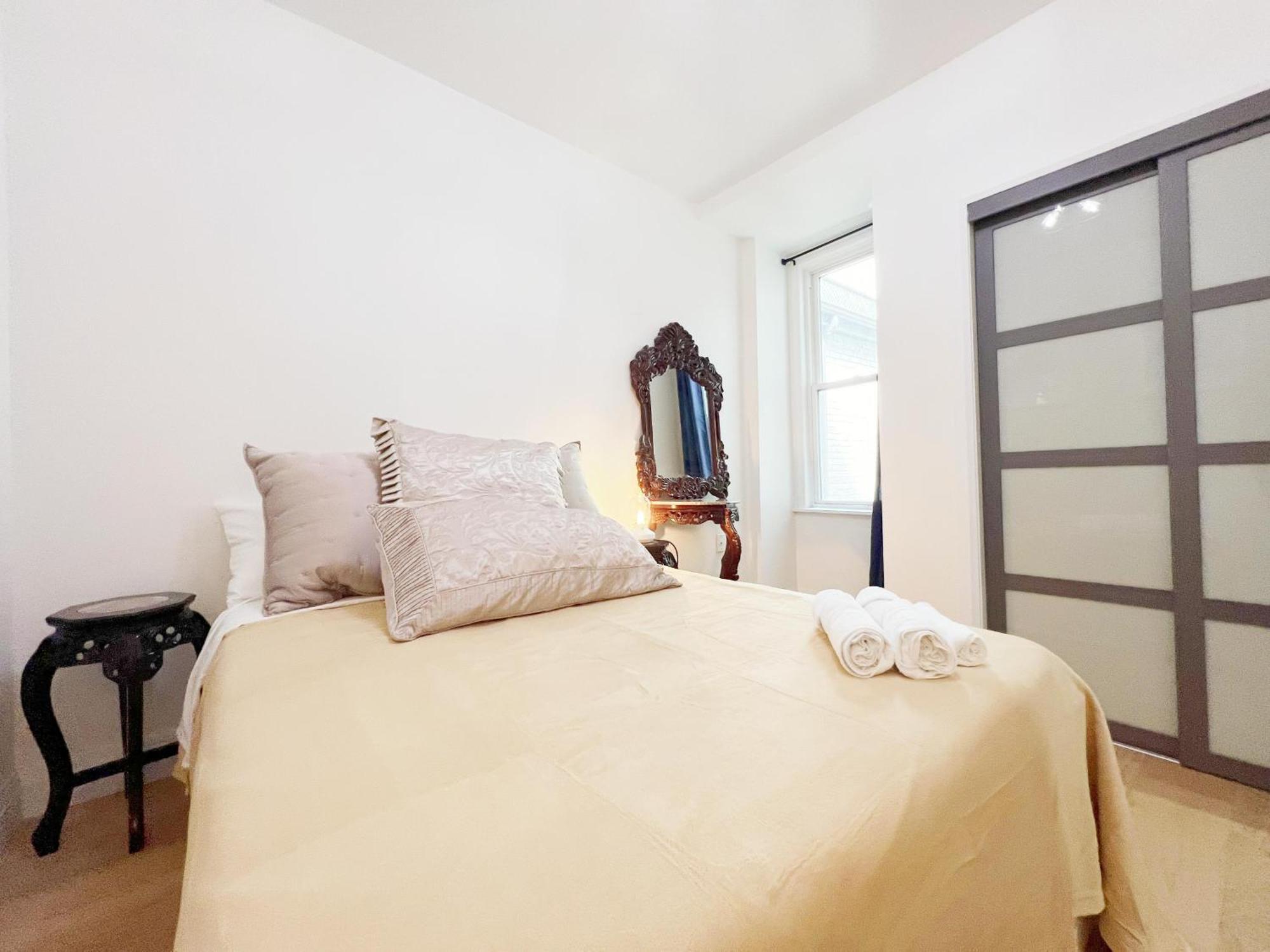 Cozy Townhouse In Dt Near Wellesley And Jarvis Homestay *